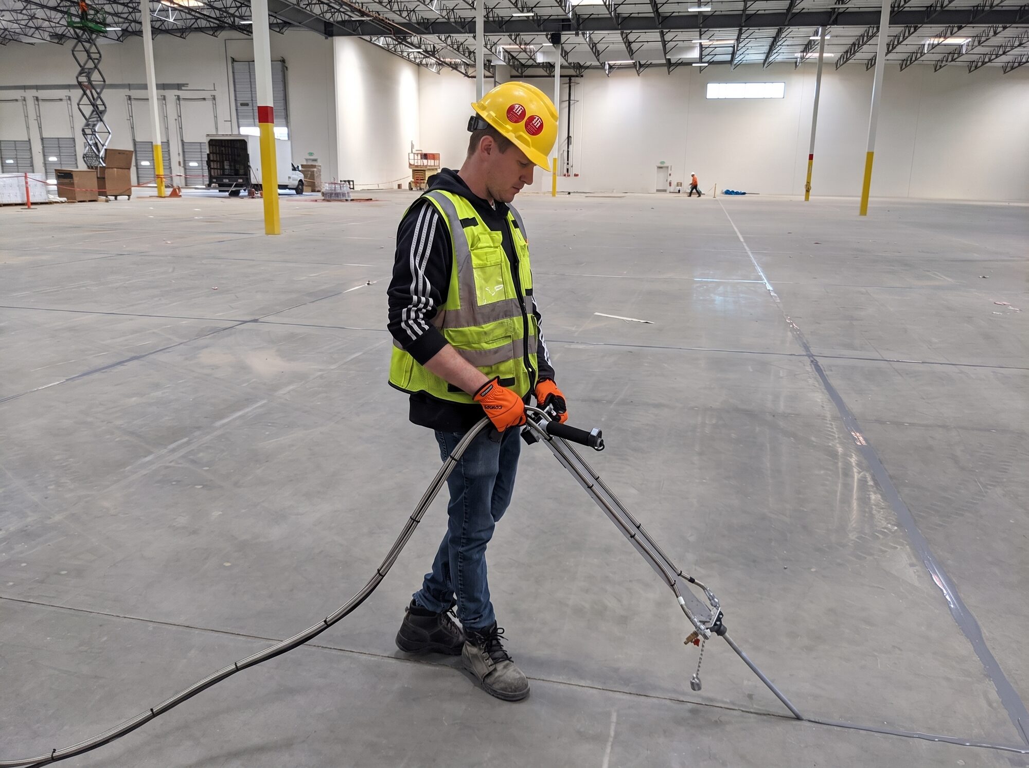 Joint Filling / Line Striping — CEBM Inc